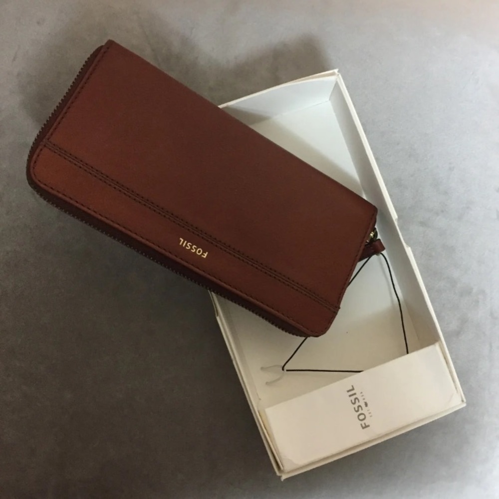 Fossil wallet